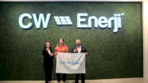 &nbsp;Dünya Şampiyonu Milli Güreşçimiz Yasemin Adar Yiğit CW Enerji’yi Ziyaret Etti