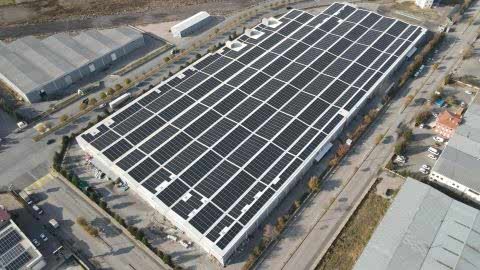 CW Enerji İle Fabrikalar Enerjilerini Güneşten Alıyor