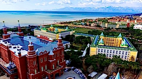 Dünyaca Ünlü Kremlin Sarayı’nı Antalya’ya Taşıyan Asteria Kremlin Palace, GES için CW Enerji’yi Seçti