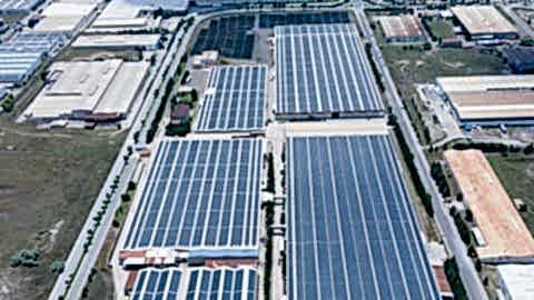 Firmalar Güneşin Gücünü CW Enerji İle Keşfediyor