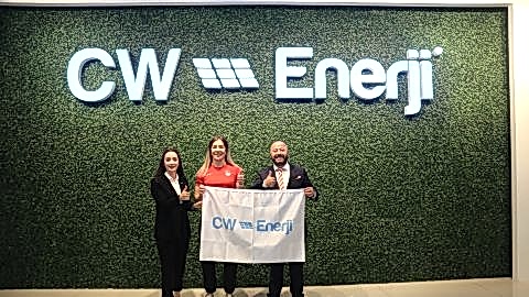 Milli Sporcumuz Yasemin Adar Yiğit, CW Enerji Sponsorluğunda Başarıdan Başarıya Koşuyor